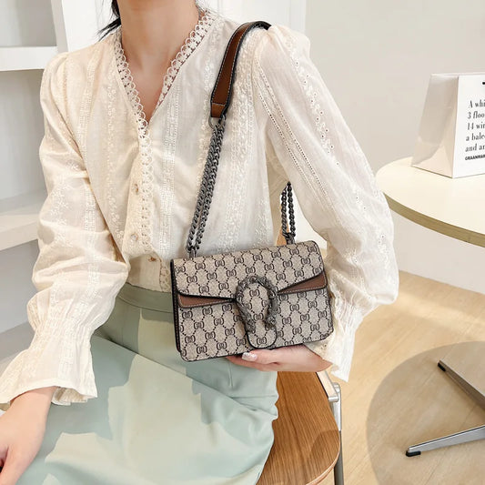 Château Belle - Retro Chain Crossbody Shoulder Bag for Women