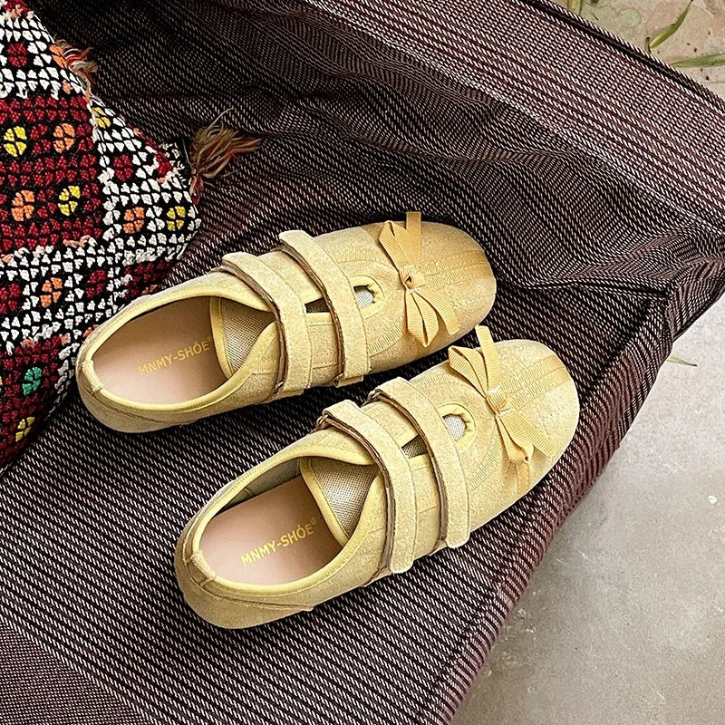 Women’s Mary Jane Cross-Strap Flats - Elegant Round-Toe Ballerinas with Soft Comfortable Sole