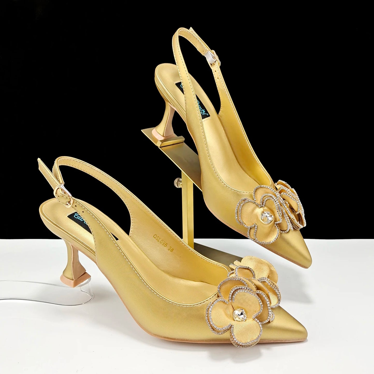 Women’s Pointed Toe Shoes & Bag Set - Floral Decoration, Elegant Party & Daily Wear