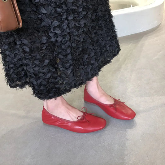 Elegant Women’s Ballet Flats - Soft Slip-On Shoes with Butterfly-Knot Design