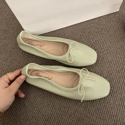 Elegant Women’s Ballet Flats - Soft Slip-On Shoes with Butterfly-Knot Design