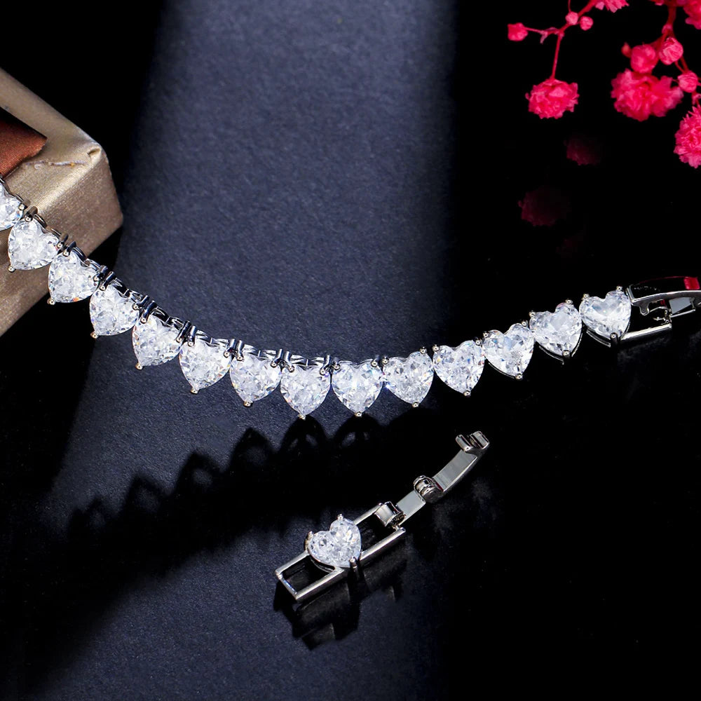 Sparkling Cubic Zirconia Love Heart Tennis Bracelet - Elegant Silver Jewelry for Women