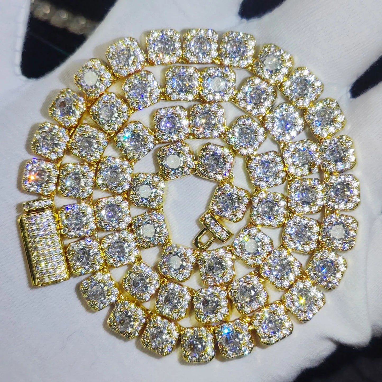 HHIOK 18K Gold Plated Tennis Chain Necklace - 5A Cubic Zirconia Iced Out 5mm/7mm Hip Hop Diamond Chain for Men & Women, Shiny Party Jewelry